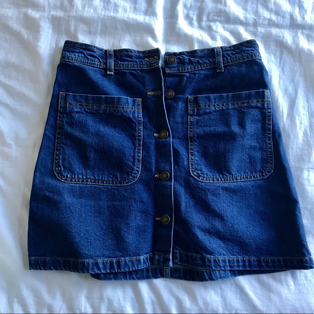 SOLD Zara button-front denim skirt